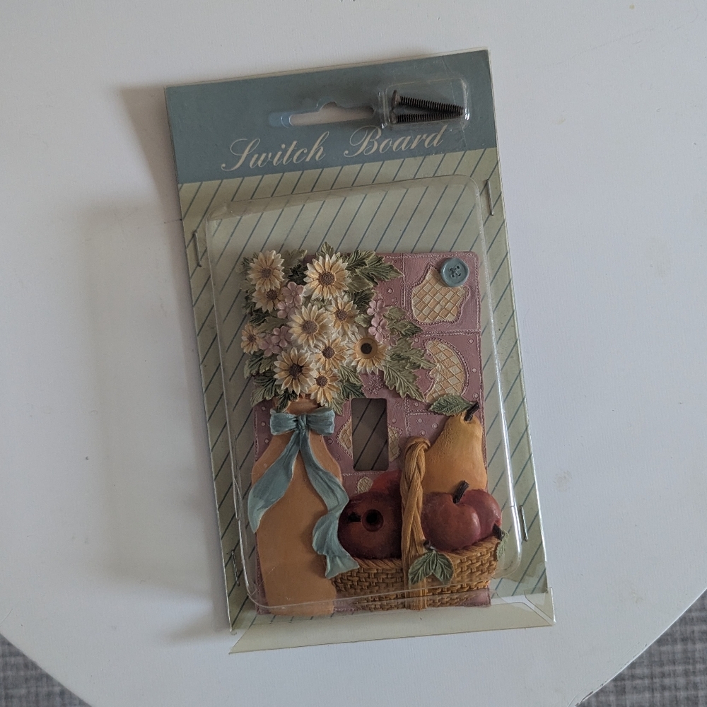 4/$25 FLORAL FRUIT BASKET VINTAGE LIGHT SWITCH COVER